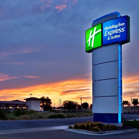Holiday Inn Express Hotel & Suites Ontario By Ihg Ngoại thất bức ảnh