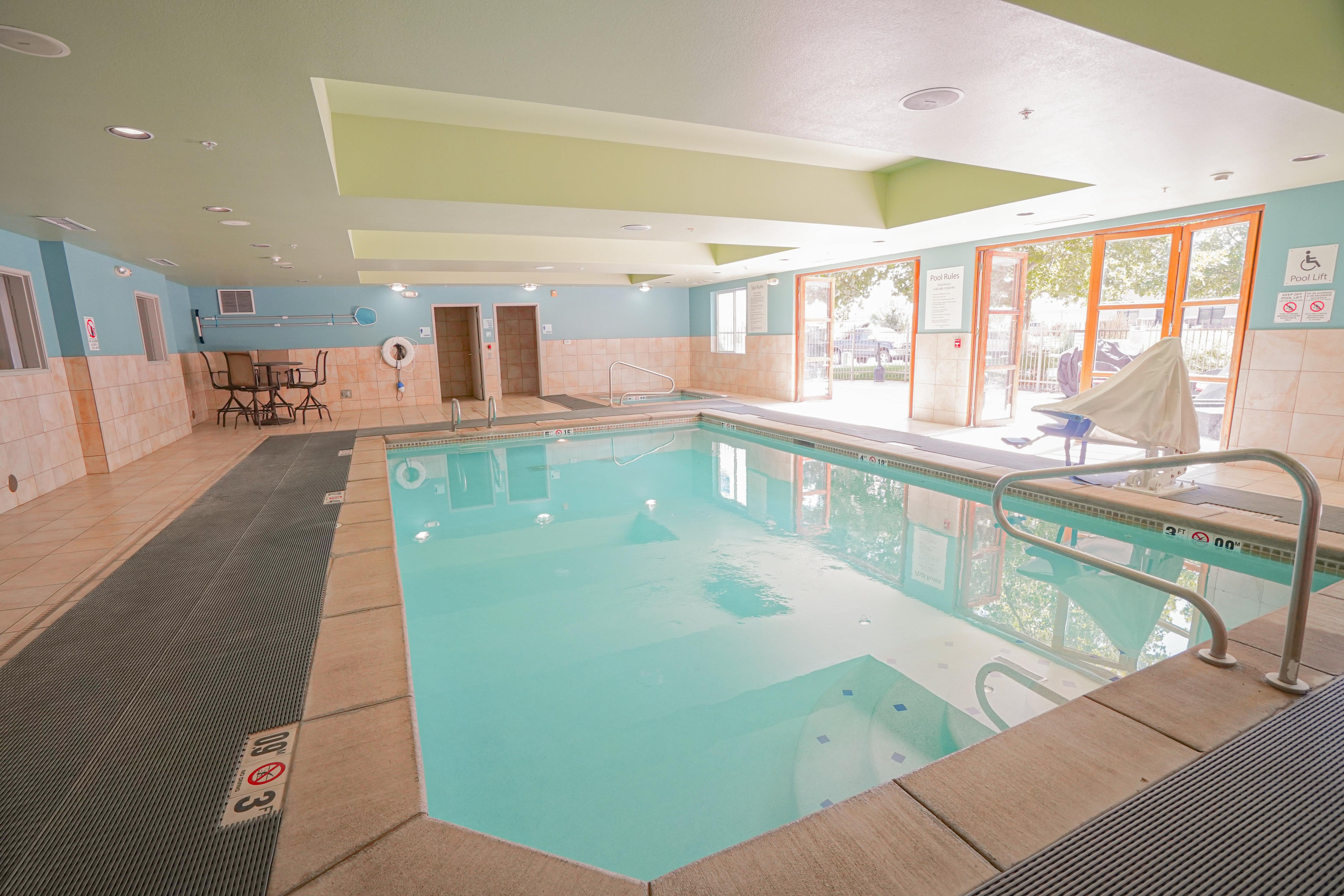 Holiday Inn Express Hotel & Suites Ontario By Ihg Ngoại thất bức ảnh