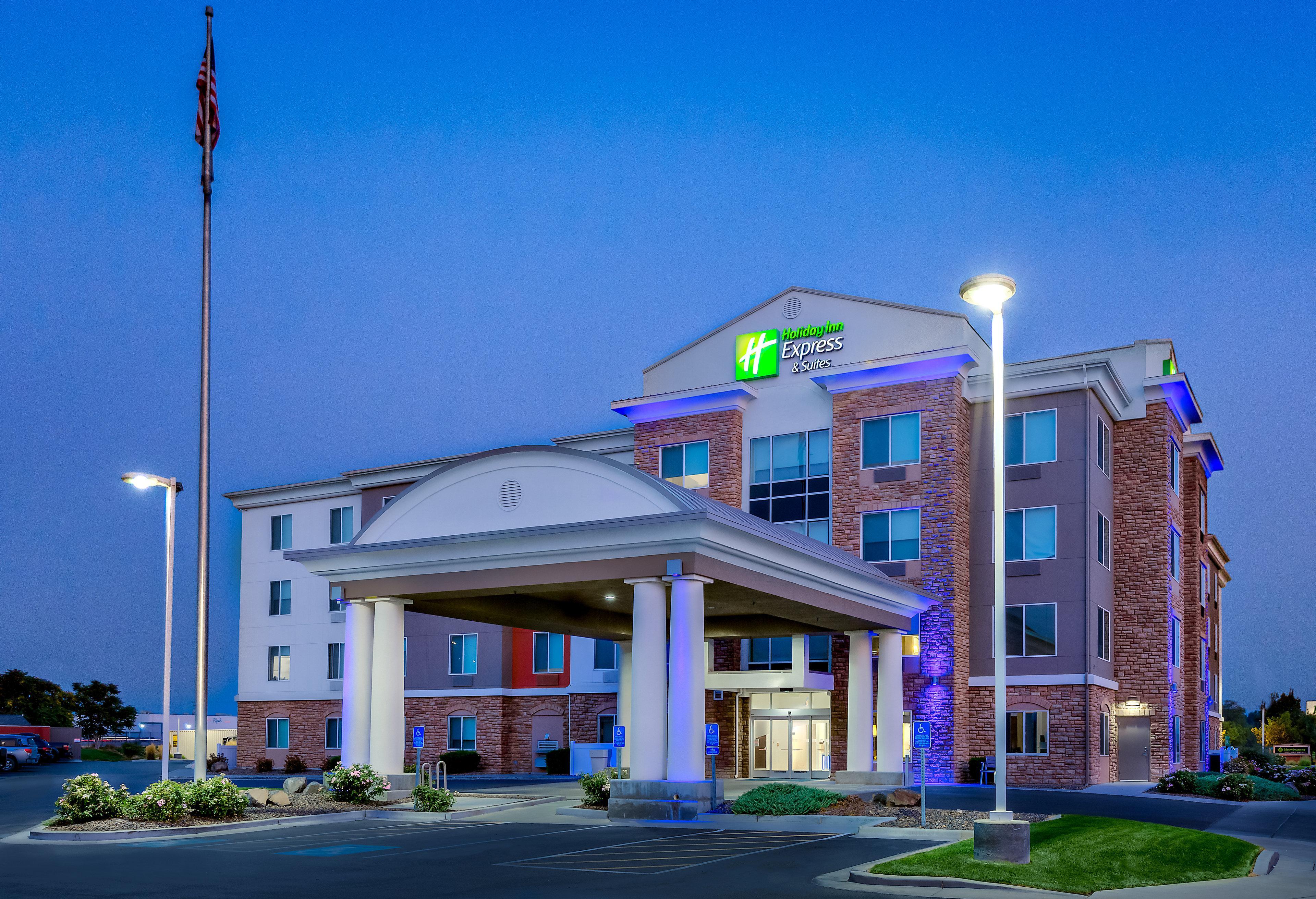 Holiday Inn Express Hotel & Suites Ontario By Ihg Ngoại thất bức ảnh