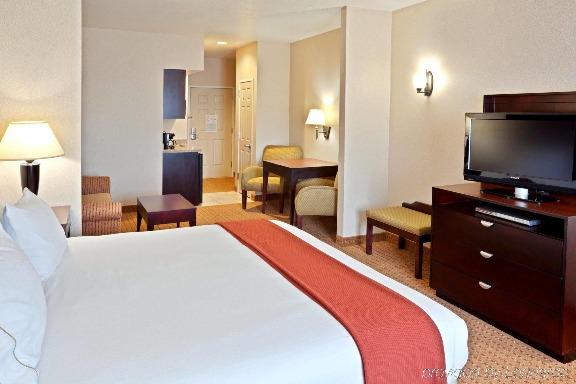 Holiday Inn Express Hotel & Suites Ontario By Ihg Ngoại thất bức ảnh
